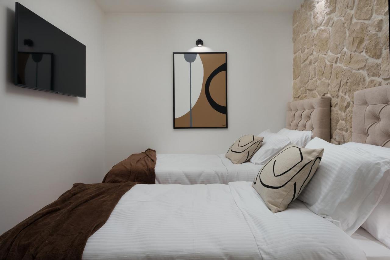 Walls In Old Town Of Appartement *